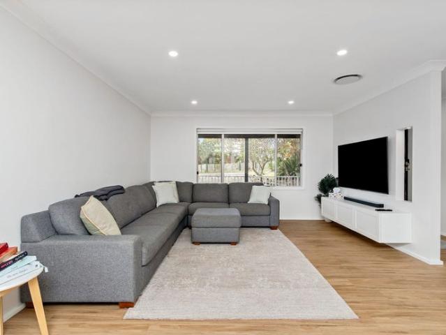 5 Bedroom Home
