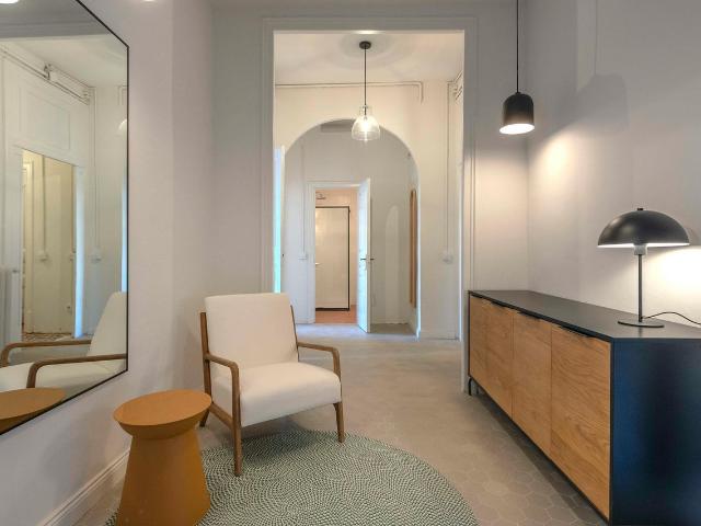 5 Bedroom Home with Balcony in Eixample, Barcelona Amsterdam Apartments for Rent