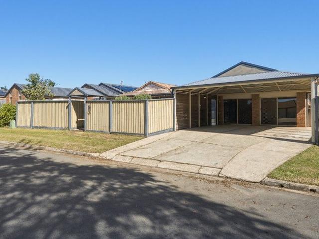 5 Bedroom Home with Inground Pool Endless Potential