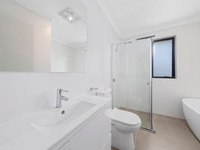 5 Bedroom home available for rent in Bardia Contact agent on 0420588804