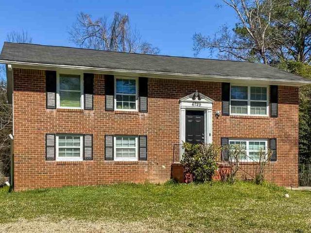 5 Bedroom Home for Rent at 6729 Fallawater Cir, Riverdale, GA 30274