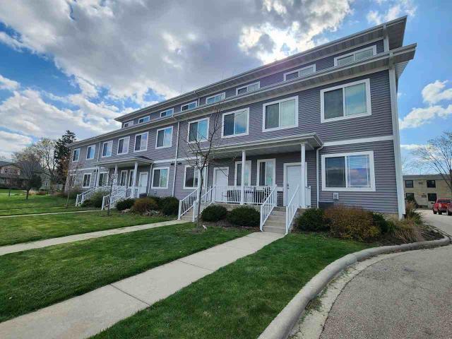 5 Bedroom Home for Rent at 122 N Prince St #4, Whitewater, WI 53190