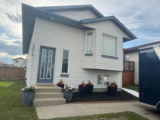 5 Bedroom Home for Rent at 13018 90 St, Grande Prairie, AB T8X 0A9 Lakeland