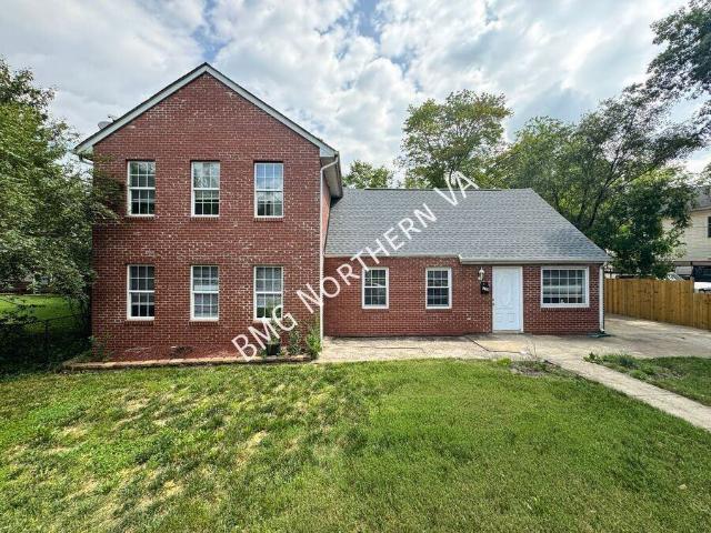 5 Bedroom Home for Rent at 158 Baker St, Manassas Park, VA 20111