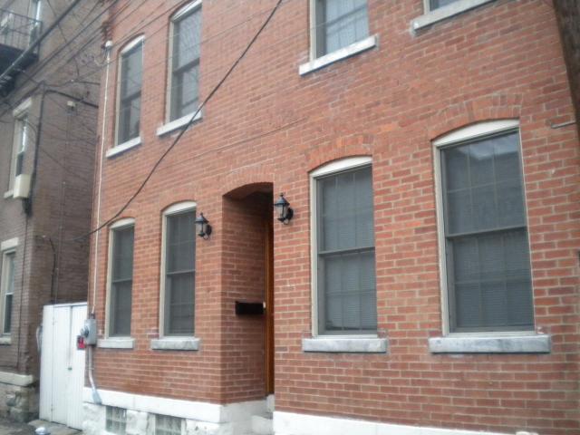 4 Bedroom Home for Rent at 2130 Carey Way, Pittsburgh, PA 15203 Southside Flats