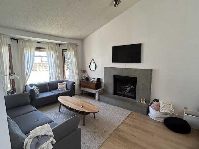 5 Bedroom Home for Rent at 31 Bedwood Rise Ne, Calgary, AB T3K 2H1 Beddington Heights
