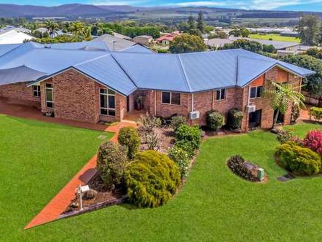 5 Bedroom home in the Heart of Atherton