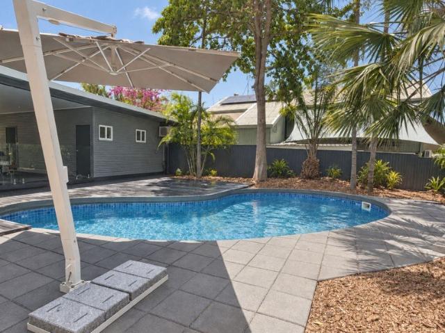 5 bedroom home in Alawa