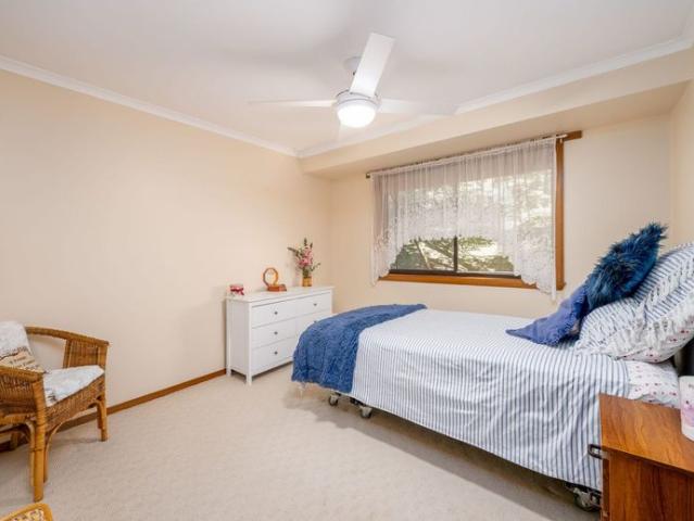 5 BEDROOM HOME IN MOOROOPNA!