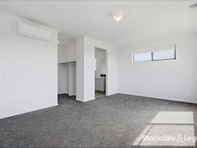 5 Bedroom Home in Silverwood Estate