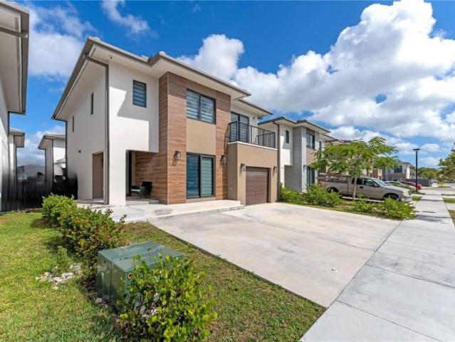 5 bedroom, Homestead FL 33030 105377579