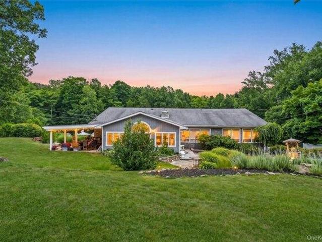 5 bedroom, Hopewell Junction NY 12533 105289983