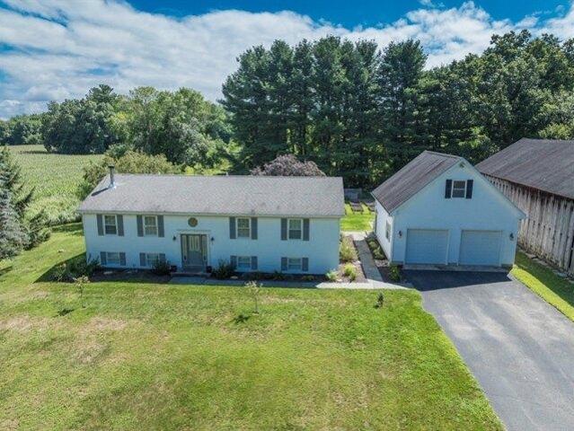 5 bedroom, Hatfield MA 01038 105367355