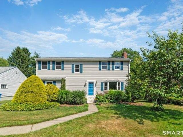 5 bedroom, Hamden CT 06517 105440002
