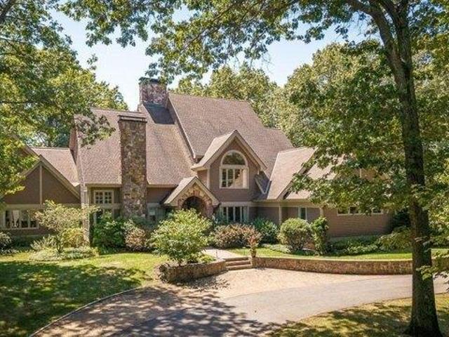 5 bedroom, Hamilton MA 01982 104233850