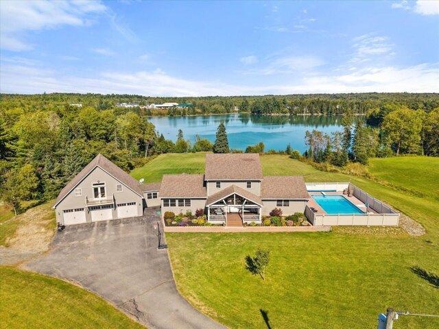 5 bedroom, Hancock ME 04640 105788854