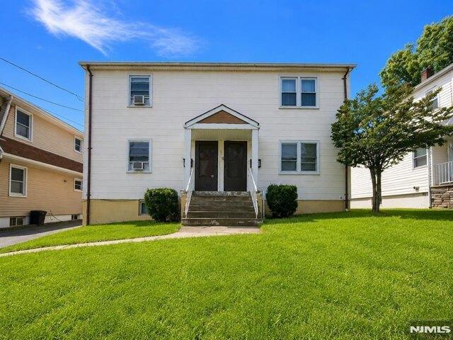 5 bedroom, Hasbrouck Heights NJ 07604 105678965
