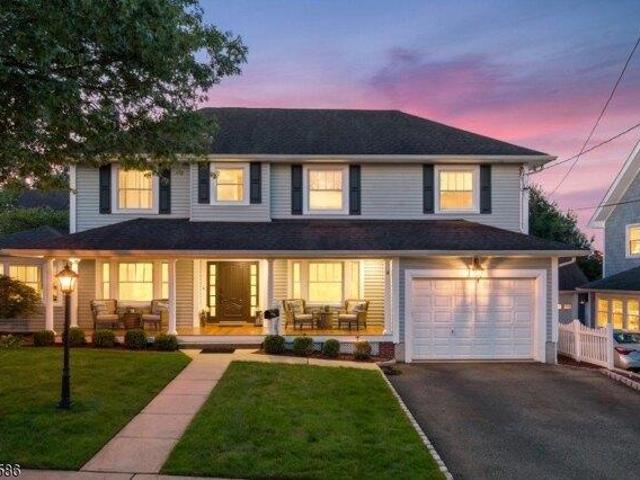5 bedroom, Hasbrouck Heights NJ 07604 105890028