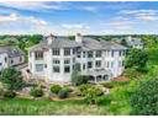 5 bedroom in Ivanhoe Illinois 60060