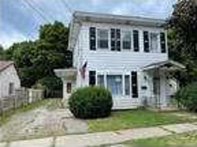5 bedroom in Oswego New York 13126