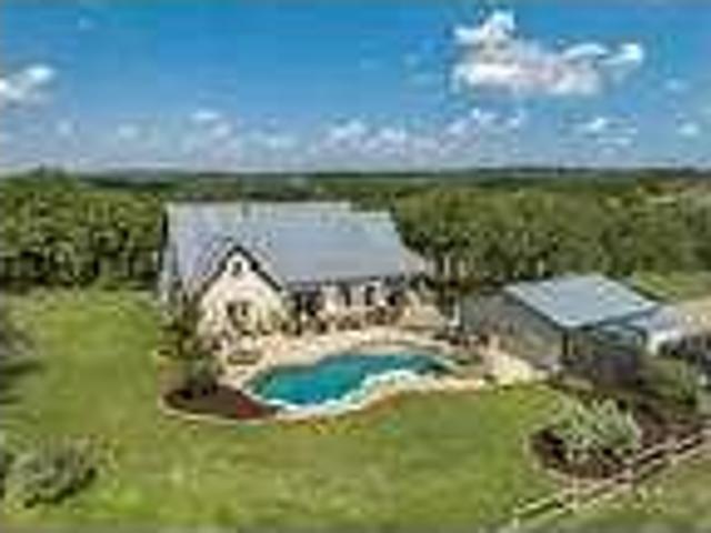 5 bedroom in Spicewood Texas 78669