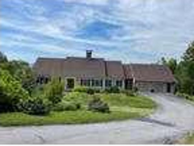 5 bedroom in Sunapee New Hampshire 03782