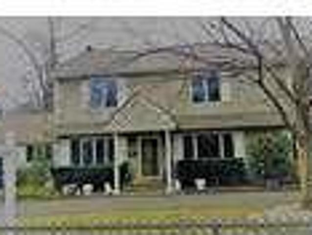 5 bedroom in Paramus New Jersey 07652