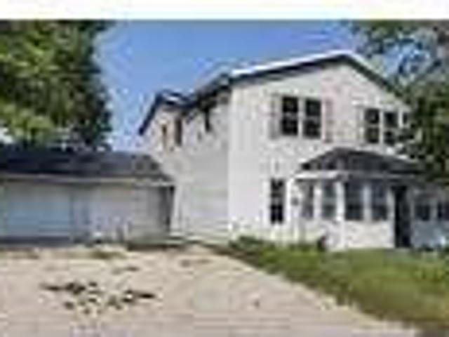 5 bedroom in Vinton Iowa 52349