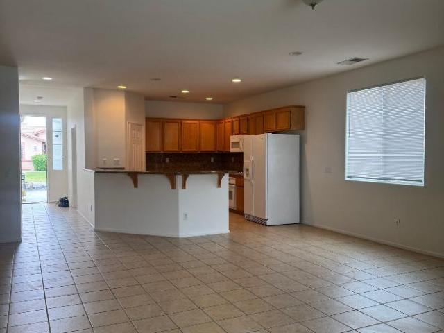 5 bedroom, Indio CA 92203 106115529