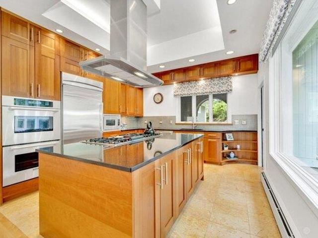 5 bedroom, Ipswich MA 01938 105613841