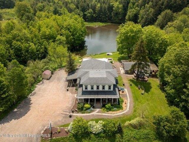 5 bedroom, Jefferson NY 12093 105289129