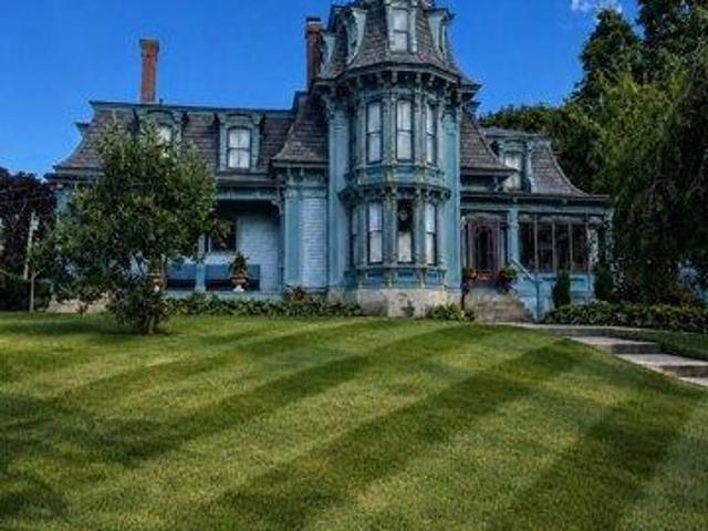 5 bedroom, Lowell MA 01850 105514804