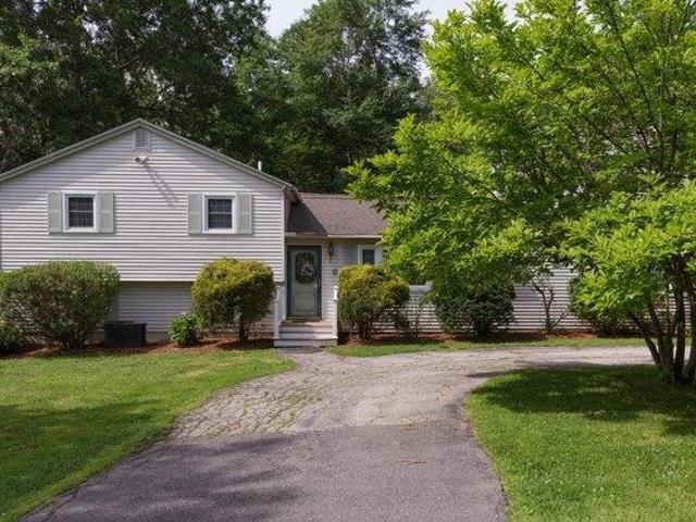 5 bedroom, Londonderry NH 03053 104568004