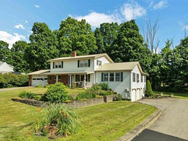 5 bedroom, Laconia NH 03246 104567728
