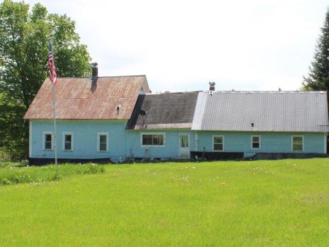 5 bedroom, Lancaster NH 03584 105427064