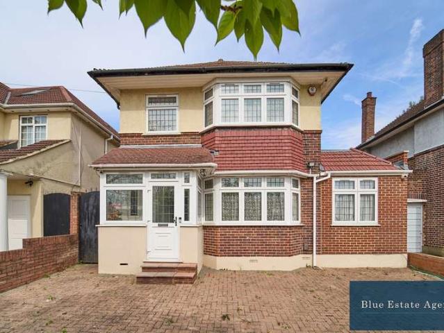5 Bedroom Link Detached House