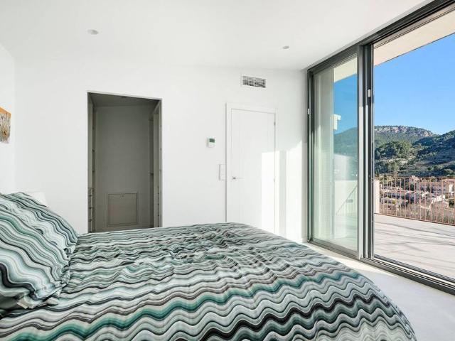 Luxury 5 bedroom Detached House for rent in Esporles, Spain