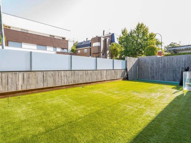 Luxury Semidetached House for rent in Madrid, Autonomous Region of Madrid