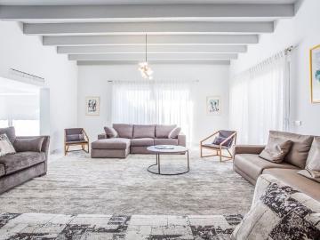 Plaza Juan Romero, Centro de Marbella, Camino de Camoján, Sierra Blanca, Urbanización Lomas de Puente Roman, Málaga, Andalucía, Andalucía