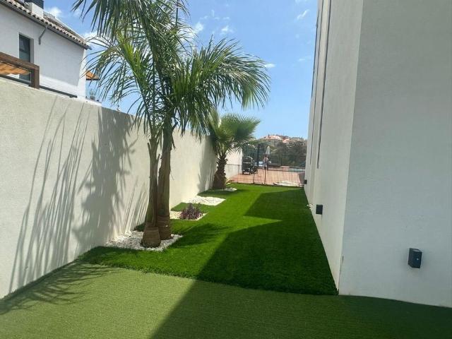 5 bedroom luxury Villa for rent in Benalmádena, Andalusia