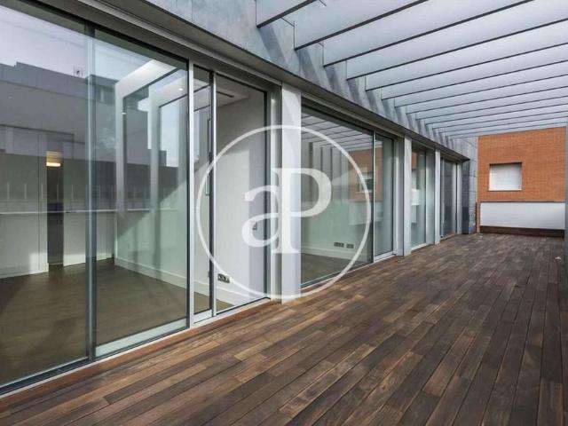 Luxury Villa for rent in Ciudad Lineal, Autonomous Region of Madrid