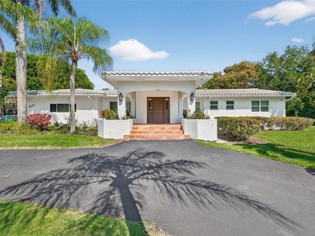 5 bedroom luxury Villa for rent in Pinecrest, Florida