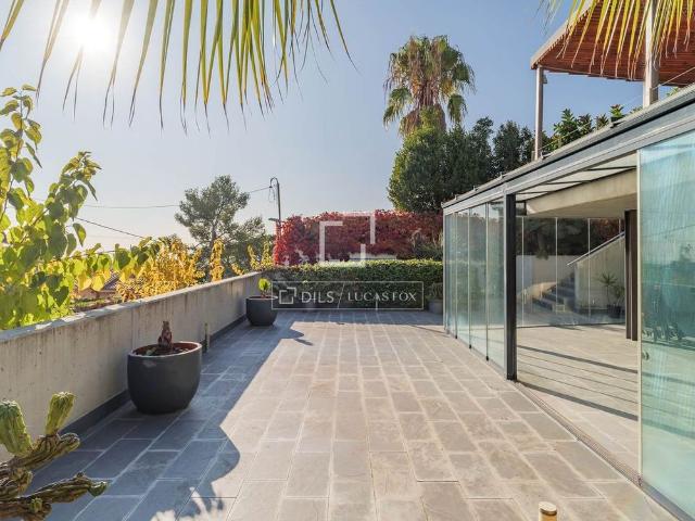 5 bedroom luxury Villa for rent in Sant Just Desvern, Spain