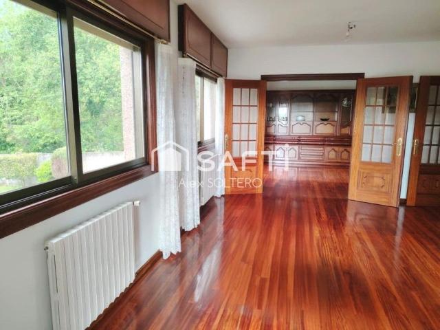 5 bedroom luxury Villa for rent in Vigo, Spain