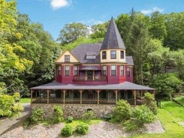 5 bedroom, Mount Arlington NJ 07856 105287474