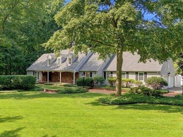 5 bedroom, Montvale NJ 07645 105279004