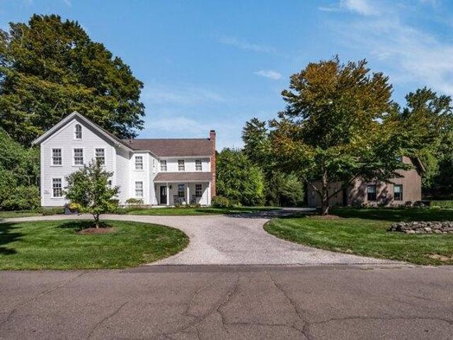 5 bedroom, Madison CT 06443 104869808