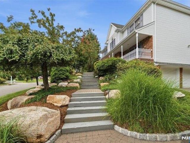 5 bedroom, Mahwah NJ 07430 105207962