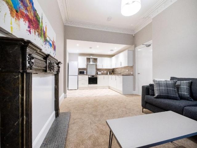 5 bedroom maisonette to rent