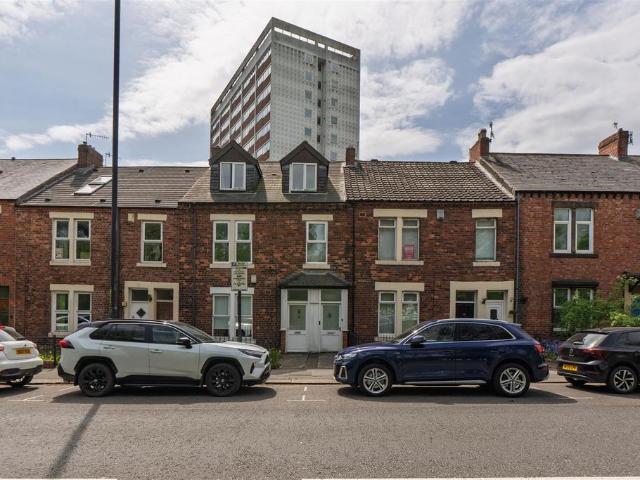 5 bedroom maisonette to rent